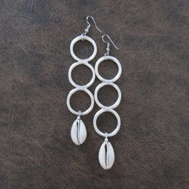 Long cowrie shell earrings, silver 3 