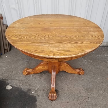 Round Solid Oak Table