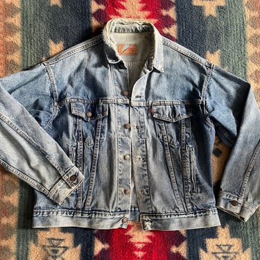 vintage ‘80s distressed Levi’s denim jacket | well worn jean jacket, denim trucker jacket, made in USA, L 