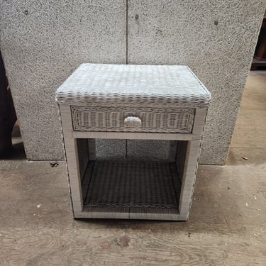 White Wicker Side Table 20.5 x 23.25 x 17.5