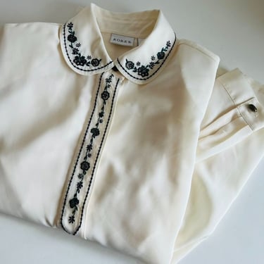 Vintage Ivory Moody Floral Embroidered Button Down Long Sleeve Blouse 
