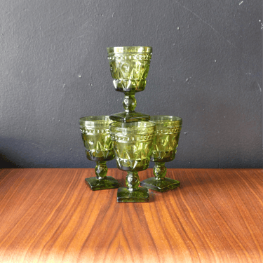 Vintage Verde Cocktail Glasses (set of 4)