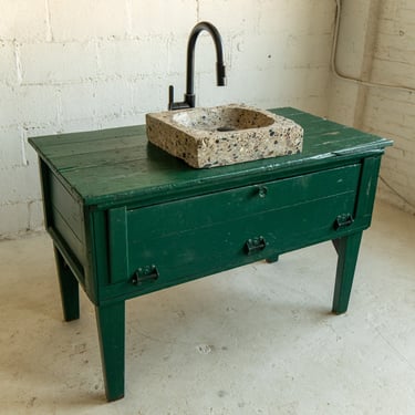 MoM Concrete Vanity