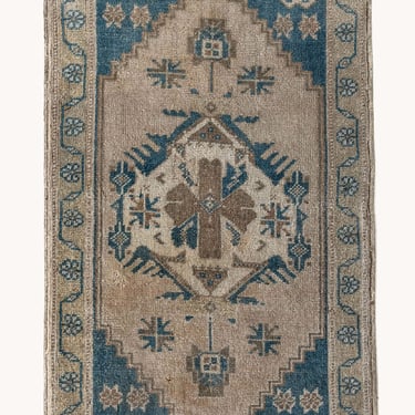 Vintage Turkish Mini Rug No. 552 | 1'10 x 3'4