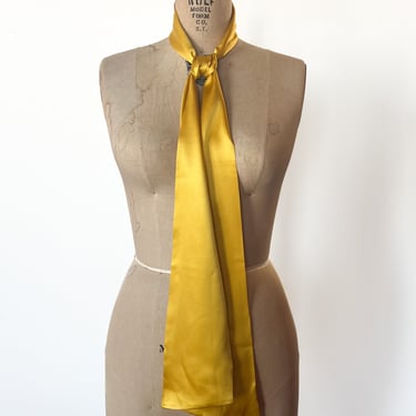 Simple Golden Scarf