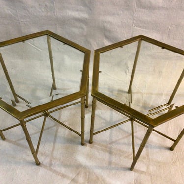 Pair solid brass faux bamboo master craft hexagon side tables. 