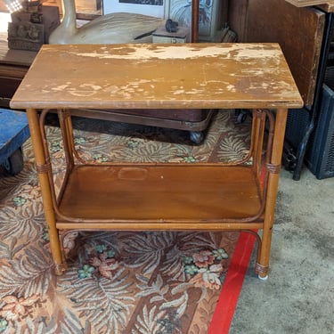 Vintage Fredrick & Nelson Rattan Side Table 25 x 22.25 x 13.25