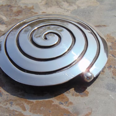 Carmen Beckmann ~ Vintage Spiral Sterling Silver Domed Pin / Brooch 