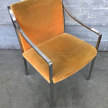 Vintage Lobby Chair (Seattle)