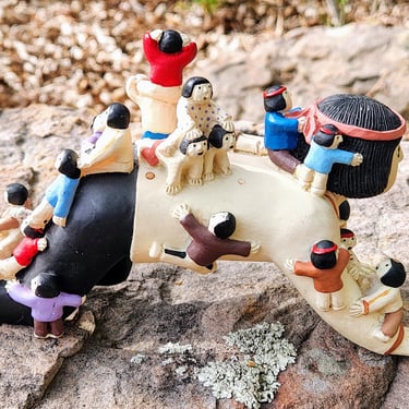 Vintage Native American Storyteller Figurine~Mother with 25 Babies 