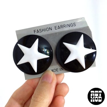 DEADSTOCK Large Bold Statement Vintage Black White Star Circle Clip-on Earrings 