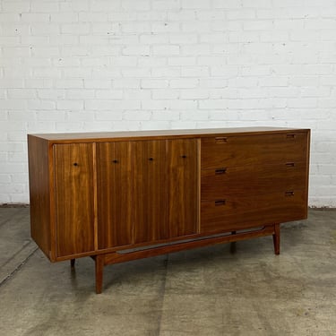 Low boy dresser by American of Martinsville 