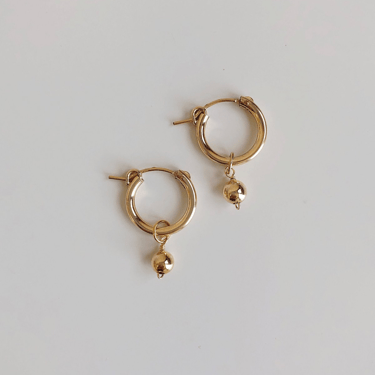 Solitaire mini hoop earrings