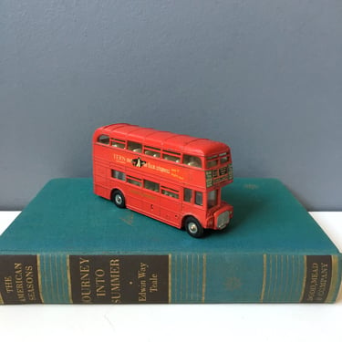 Dinky Toys Routemaster Bus - No. 289 - Meccano Ltd. - Tern Shirts 1976 