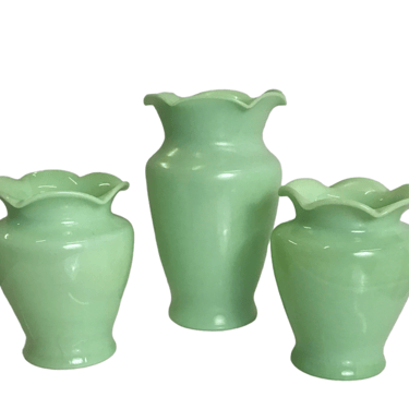 McKee Glass Co. Jadite Green Glass Grouping 3 Sarah Vases, Pennsylvania 1940s