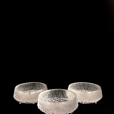 Vintage Mid Century Modern Iittala Tapio Wirkkala Finnish Design Ultima Thule Art Glass SMALL Serving Desert Bowl Tripod Base Classic Iconic 
