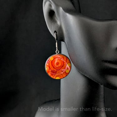 Glowing Silver Colored Drop Earrings - 20mm
