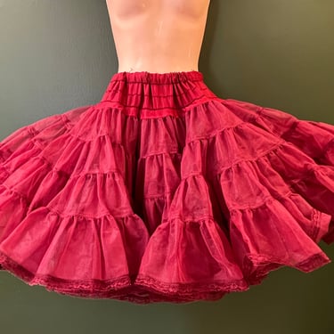 vintage dark red petticoat tons of ruffles full circle crinoline large / XL 