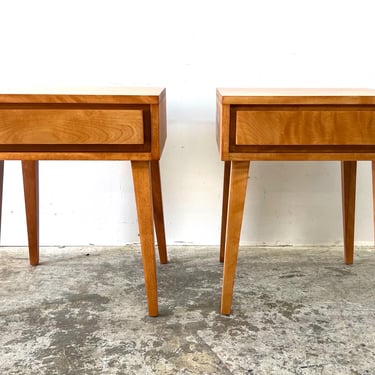 Vintage 1950s Mid Century Modern Birch Single Drawer Nightstands Designed By Leslie Diamond For Conant Ball 