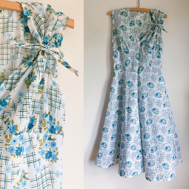 Vintage 1970s does 50s Blue Floral Dress / XXS 