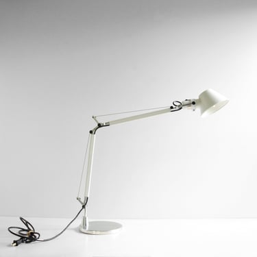 Artemide Tolomeo Desk Lamp in White with Table Base 