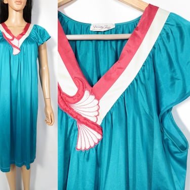 Vintage 80s Vanity Fair Teal Nightgown With Applique Neckline Made In USA Size L 
