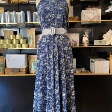 1990s midi dress, Fenwick, vintage 90s dress, blue and white silk, High neck, size small, sleeveless, pockets, full skirt, summer dress, 28 