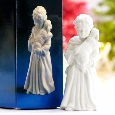 VINTAGE: 1983 - The Shepherd Boy Porcelain Nativity Figurine - Avon Nativity Collection - Replacements - SKU 00035024 