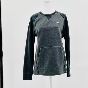 Nike Crewneck Sweatshirt in Black and Gray Size Small 
