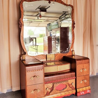 1940s ArtDeco Beautiful Vanity