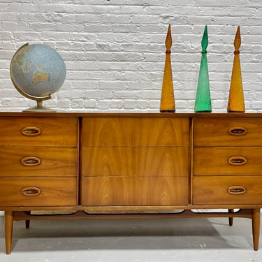 LONG Mid Century MODERN Walnut CREDENZA / Triple Dresser by Dixie Furniture 