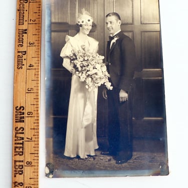 1920's Wedding Photo Cabinet Card Handsome Couple John HUNT FAMILY 1930's Wedding Gown Art Deco Vintage Antique Sepia Photography Portrait 