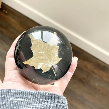 Vintage Tarax Infinity Lucite Paperweight Encased Gold Maple Leaf Ontario