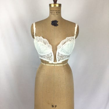 Vintage 60s Bra | Vintage white floral lace Underwire bra | 1960s Jezebel plunging bra 