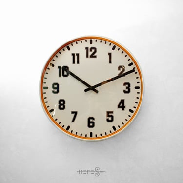 Iskra Industrial 43cm Large Clock Unique Design from Yugoslavia 1980s Vintage Orange Ring 