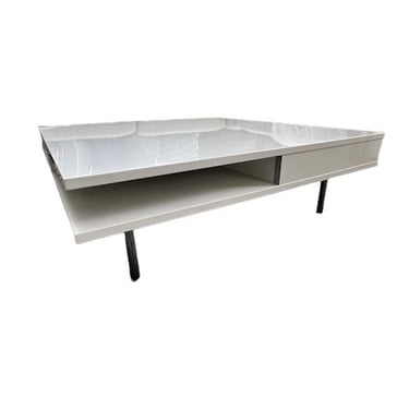 White IKEA Tofteryd Coffee Table w/Drawers VC212-110