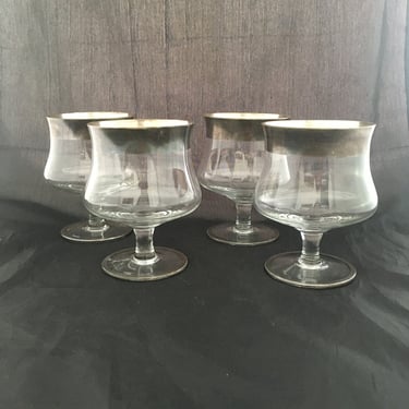 Set of 2 Mid Century Modern Large Flared Cocktail Glasses, Dorothy Thorpe Silver Band, Platinum Rim, Margarita Frozen Drink, Seafood Shrimp 