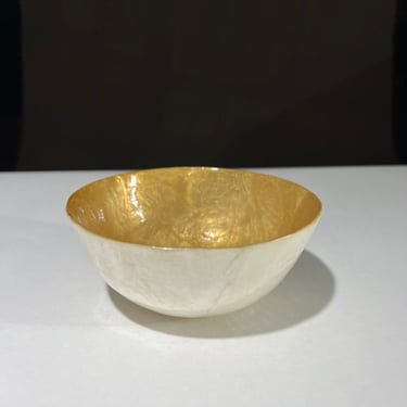 Contemporary Modern Natural Cream Colored Luminescent Capiz Shell Serveware Soup Salad Dessert Bowl 