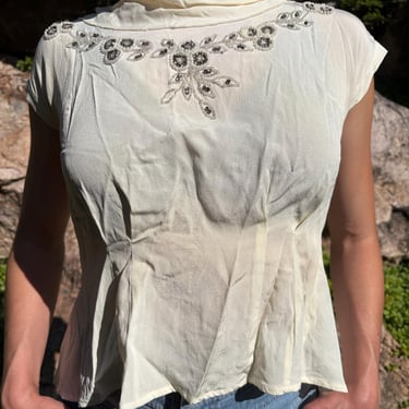 1940s Cream Silk Blouse with Beaded Bust and Roll Over Collar size X-Small 