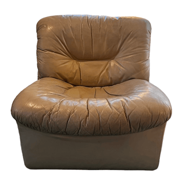 Italian Cream Beige Leather Chair UL259-2