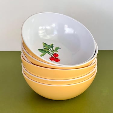 Vintage Set of Six Cereal/Fruit Bowls Yellow/ White with Radish Bunch in Center Plastic Melamine 