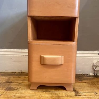 Single Heywood Wakefield ‘Riviera’ Nightstand