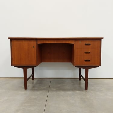 Vintage Danish Mid Century Modern Teak Desk 