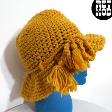 Deadstock Vintage 60s 70s Mustard Yellow Crochet Winter Brim Hat 