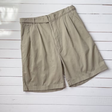 high waisted shorts 80s 90s vintage tan beige cotton khaki pleated shorts 