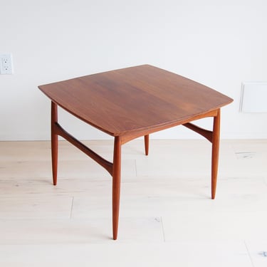 Scandinavian Modern Solid Teak Square End Table 