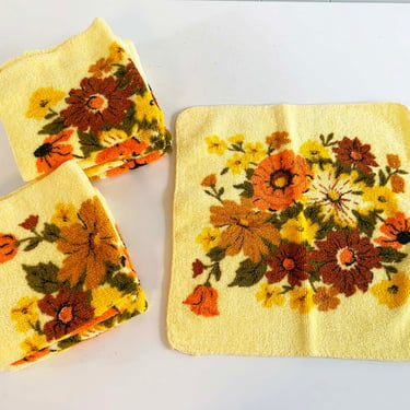 Vintage Cotton Bathroom Washcloths Towels Cannon Monticello Towel Washcloth 1960s Brown Orange Yellow Mid-Century Retro Floral Terrycloth 
