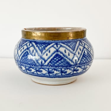 Moroccan Stoneware Bowl. Blue Ikat Style Bowl. Glazed Stoneware Catchall. 