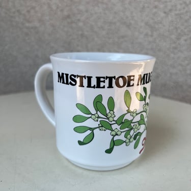 Vintage coffee mug kitsch Mistletoe Mug when not drinking hold over head theme by Recycled Paper Products 