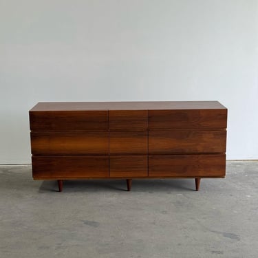 Triple dresser by American of Martinsville 